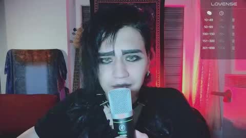 Snapshot of muninn_crow chatting on 10-30-25, 12:23 Ohio online show from 10-30-25, 12:23