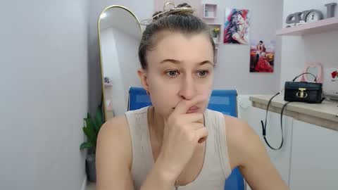 muriel_elvin online show from 09-12-25, 08:47
