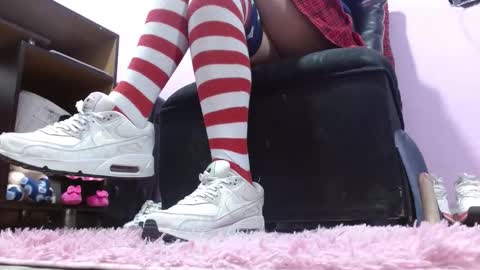 Muriel online show from 02-19-25, 01:29