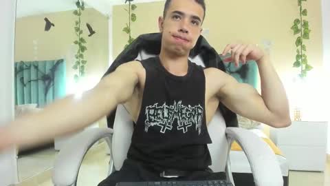 muscle scott online show from 10-30-25, 12:28