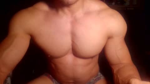 Snapshot of musclebredon chatting on 12-02-25, 08:04 BRENDON online show from 12-02-25, 08:04