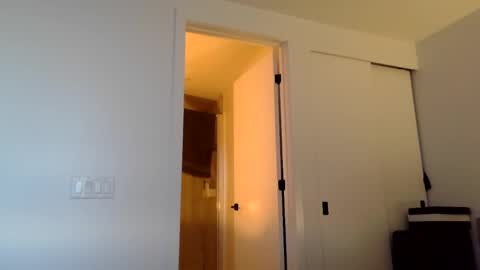 Snapshot of muscleedgernips chatting on 09-20-25, 11:00 muscleedgernips online show from 09-20-25, 11:00