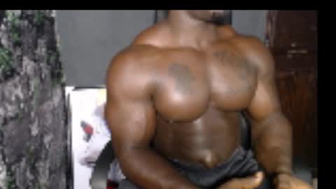 Snapshot of musclegodsammy23 chatting on 01-09-25, 10:52 musclegod23 online show from 01-09-25, 10:52