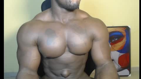 Snapshot of musclegodsammy23 chatting on 02-07-25, 01:25 musclegod23 online show from 02-07-25, 01:25