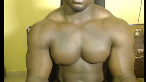 Snapshot of musclegodsammy23 chatting on 02-10-25, 10:19 musclegod23 online show from 02-10-25, 10:19