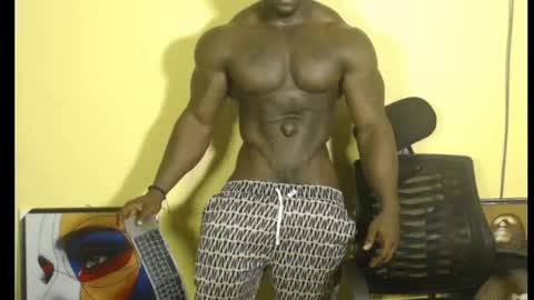 Snapshot of musclegodsammy23 chatting on 02-13-25, 04:43 musclegod23 online show from 02-13-25, 04:43