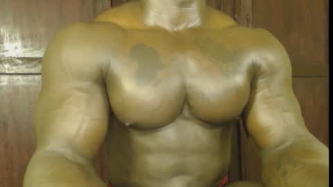 musclegod23 online show from 11-07-25, 10:04
