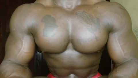 Snapshot of musclegodsammy23 chatting on 02-25-26, 02:16 musclegod23 online show from 02-25-26, 02:16