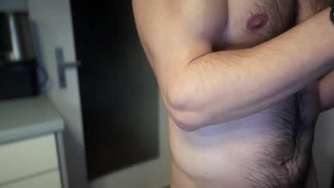 musclehair3 online show from 12-19-24, 09:49