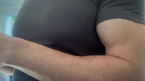 musclehair3 online show from 02-17-25, 11:13