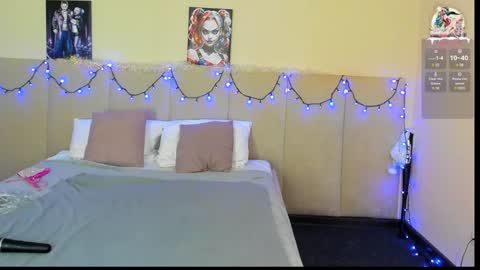 Snapshot of musclexxxbarbie chatting on 01-04-25, 02:35 Eva online show from 01-04-25, 02:35