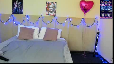 Snapshot of musclexxxbarbie chatting on 02-18-25, 05:09 Eva online show from 02-18-25, 05:09