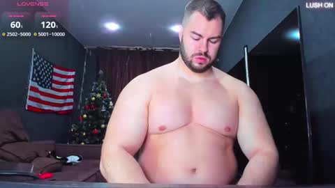 Snapshot of muscularjohnforu chatting on 02-12-25, 08:06 click icon for peach  online show from 02-12-25, 08:06