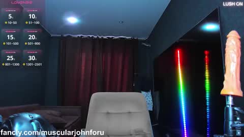 Snapshot of muscularjohnforu chatting on 02-20-25, 07:34 click icon for peach  online show from 02-20-25, 07:34