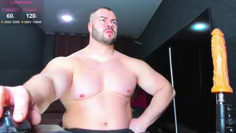 Snapshot of muscularjohnforu chatting on 03-02-25, 05:14 click icon for peach  online show from 03-02-25, 05:14