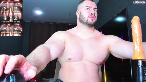 Snapshot of muscularjohnforu chatting on 03-06-25, 04:49 click icon for peach  online show from 03-06-25, 04:49