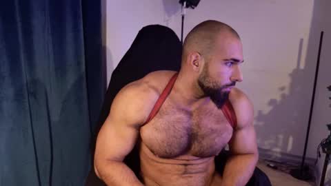 Musculus online show from 10-17-25, 02:37