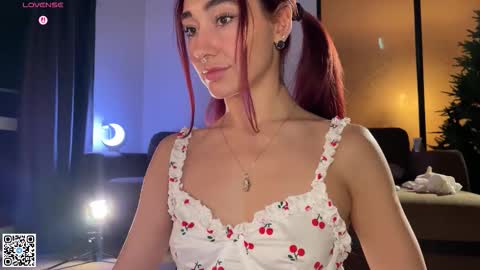 Aleksa online show from 12-23-25, 01:47