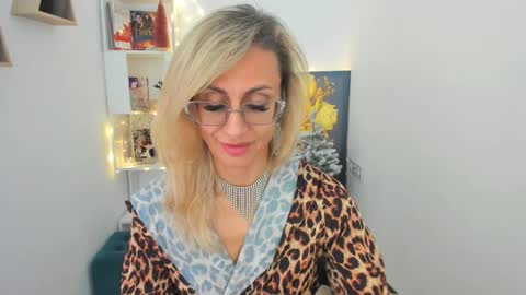 Diana online show from 12-14-24, 02:42