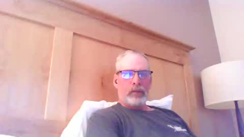 Snapshot of mustang_daddy chatting on 03-20-26, 01:54 307MountainMan online show from 03-20-26, 01:54