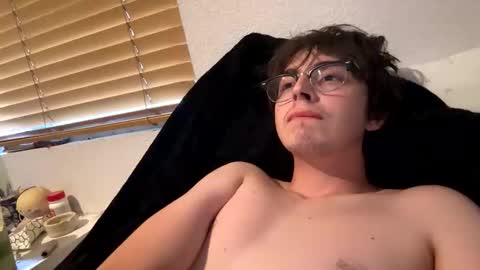 Snapshot of mustystonerj chatting on 10-03-25, 12:51 mustystonerj online show from 10-03-25, 12:51