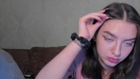 HEY online show from 09-26-25, 03:49