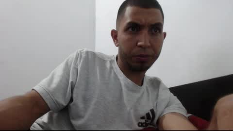 muyganoso24 online show from 11-13-25, 11:03