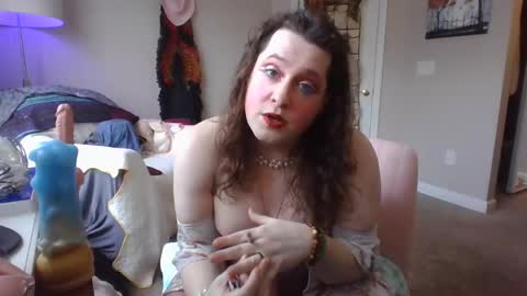 Snapshot of mxsissycharlotte chatting on 01-24-25, 07:18 Mx Charlotte online show from 01-24-25, 07:18