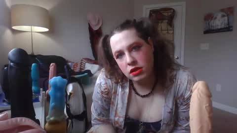 Snapshot of mxsissycharlotte chatting on 02-20-25, 05:18 Mx Charlotte online show from 02-20-25, 05:18