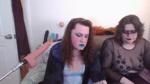Snapshot of mxsissycharlotte chatting on 09-28-25, 11:10 Mx Charlotte online show from 09-28-25, 11:10