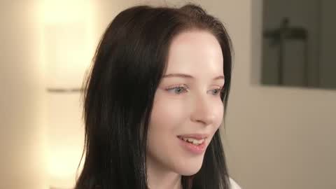 Snapshot of my_stella_ chatting on 12-19-25, 08:27 STELLA online show from 12-19-25, 08:27