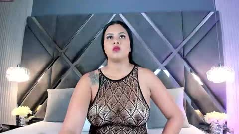 Mariana Evans online show from 10-18-25, 11:33