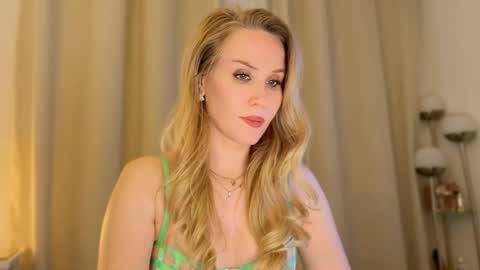 Snapshot of myassistant chatting on 01-23-25, 12:35 Mya-be Yours P online show from 01-23-25, 12:35