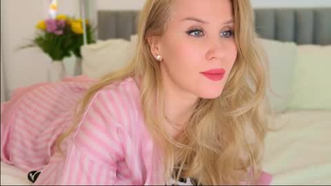 Snapshot of myassistant chatting on 02-16-25, 09:38 Mya-be Yours P online show from 02-16-25, 09:38