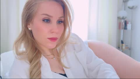 Snapshot of myassistant chatting on 02-19-25, 02:23 Mya-be Yours P online show from 02-19-25, 02:23