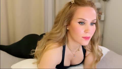 Snapshot of myassistant chatting on 02-20-25, 09:09 Mya-be Yours P online show from 02-20-25, 09:09