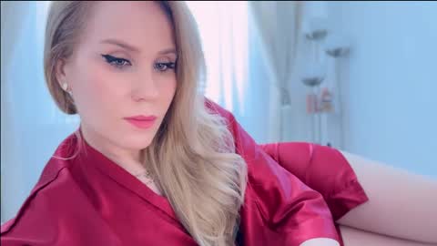 Snapshot of myassistant chatting on 02-24-25, 01:53 Mya-be Yours P online show from 02-24-25, 01:53