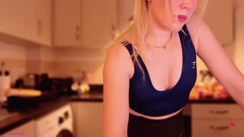 Snapshot of myassistant chatting on 10-15-25, 07:03 Mya-be Yours P online show from 10-15-25, 07:03