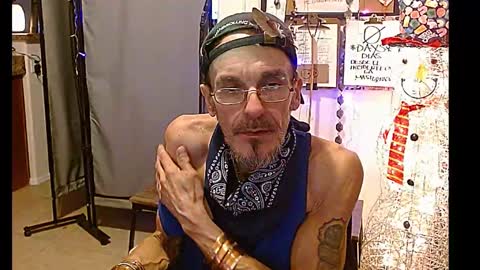 LA MARIPOSA DE MARICOPA online show from 12-25-24, 04:44
