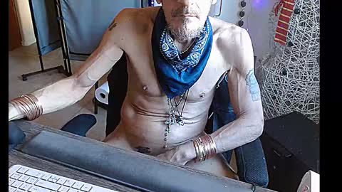 LA MARIPOSA DE MARICOPA online show from 12-25-24, 06:09