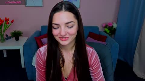 Ella online show from 10-06-25, 10:18