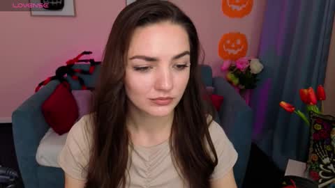 Ella online show from 10-28-25, 09:39