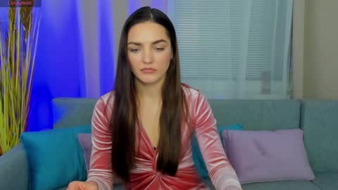 Ella online show from 11-16-25, 04:45