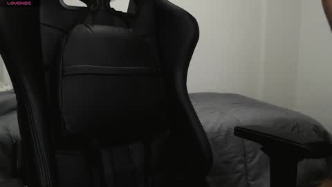 Snapshot of myhairymacho chatting on 01-11-25, 02:04 Juan  OF  myhairymacho online show from 01-11-25, 02:04