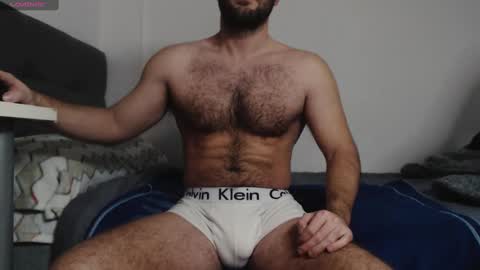 Snapshot of myhairymacho chatting on 02-23-25, 06:23 Juan  OF  myhairymacho online show from 02-23-25, 06:23