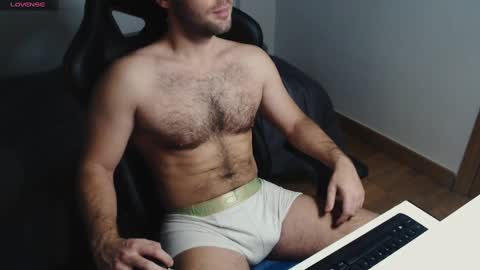 Snapshot of myhairymacho chatting on 02-28-25, 12:52 Juan  OF  myhairymacho online show from 02-28-25, 12:52