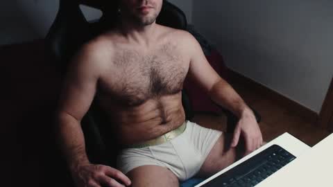 Snapshot of myhairymacho chatting on 03-05-25, 12:49 Juan  OF  myhairymacho online show from 03-05-25, 12:49