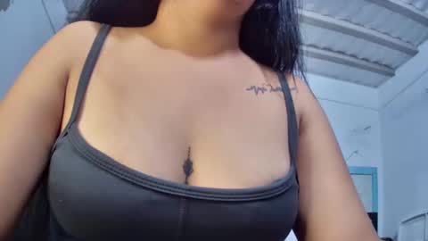 Snapshot of myhoney_hot chatting on 09-29-25, 12:38 myhoney_hot online show from 09-29-25, 12:38