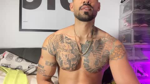 Myke esthetic online show from 10-13-25, 03:39