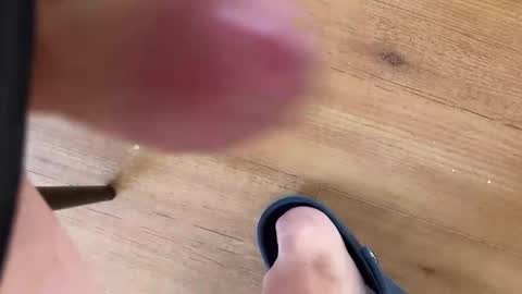 Snapshot of mykytoy chatting on 09-19-25, 10:49 mykytoy online show from 09-19-25, 10:49